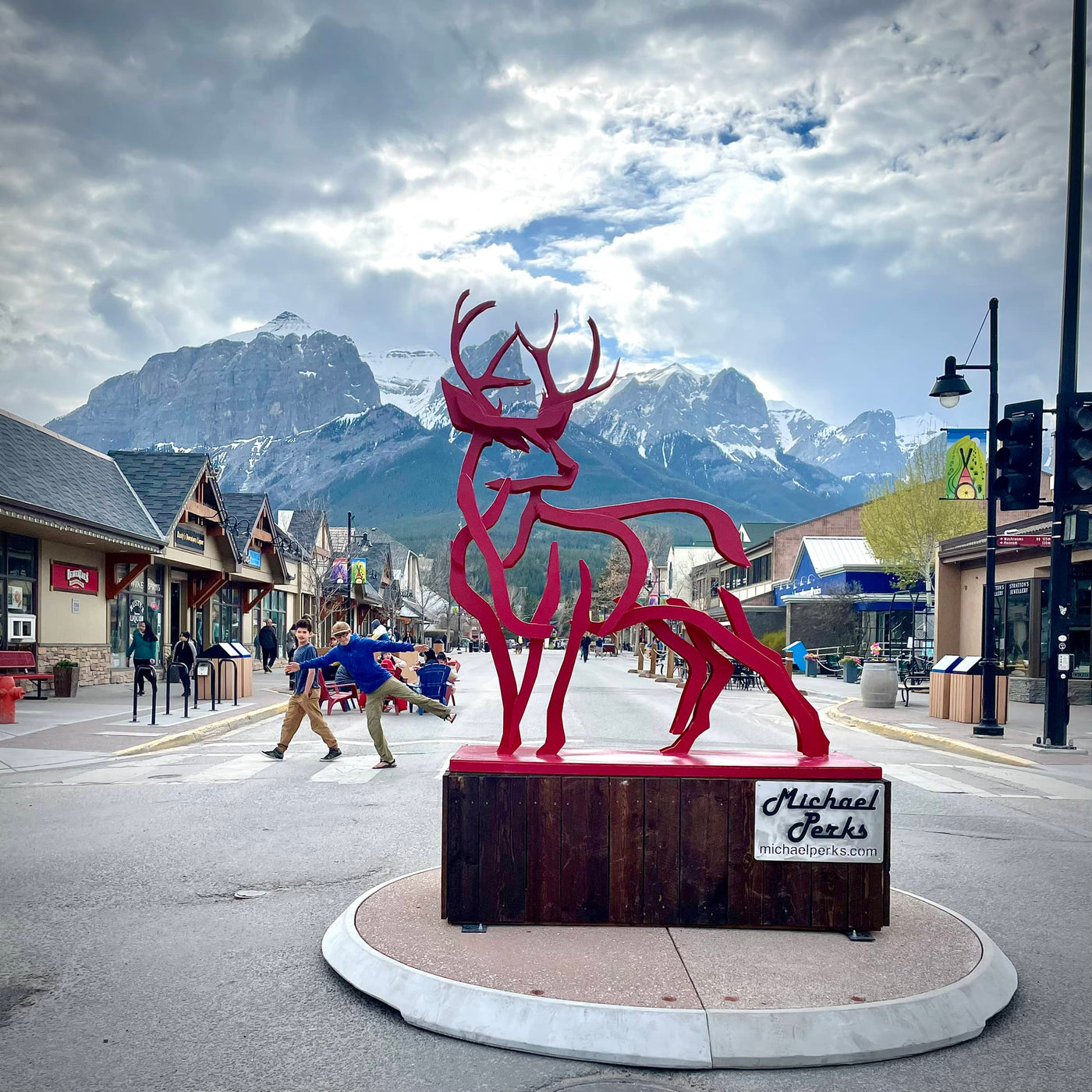 Canmore Main St: Red Stag